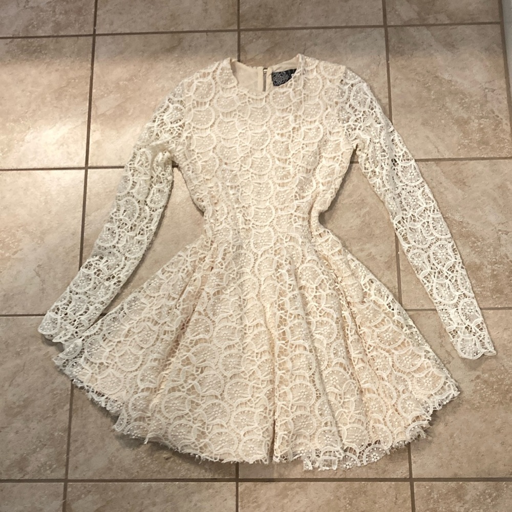 Elegant Lace Long Sleeve Dress - Cream